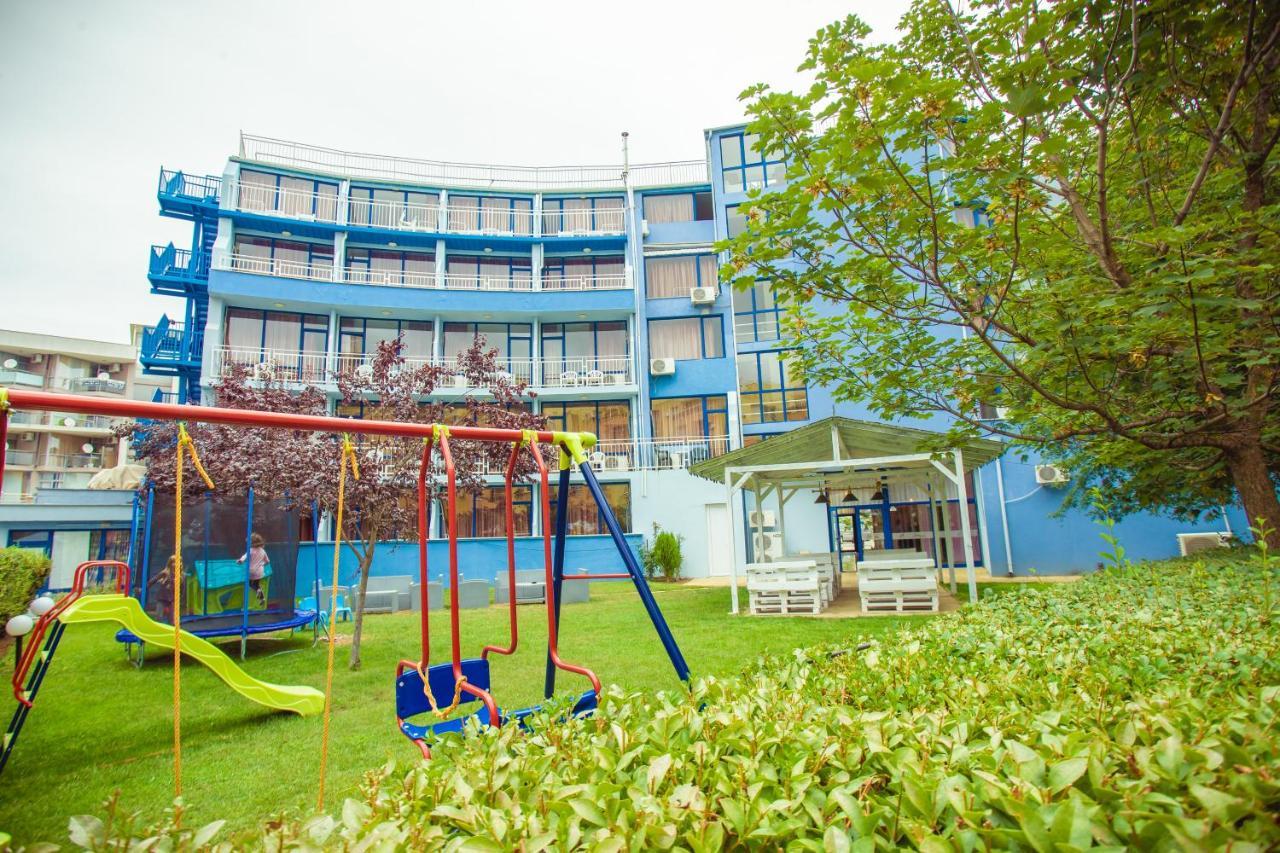 Bohemi And Free Parking Hotel 3*