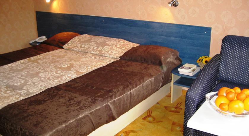 Bohemi And Free Parking 3* Słoneczny Brzeg